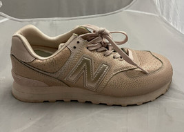 New Balance 574 Womens Size 8 Shoes Pebbled Metallic Pink - $28.99