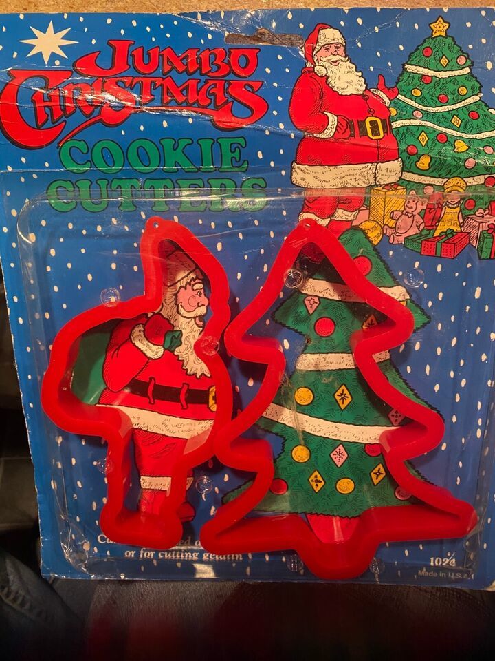 Vintage 2 Jumbo Christmas Cookie Cutters (Santa/Tree) *NEW/Old Stock* mmm1 - $9.99