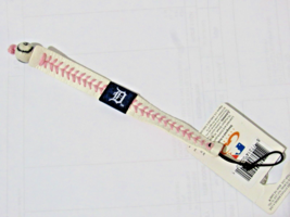 MLB Detroit Tigers White w/Pink Stitching Team Baseball Seam Bracelet Ga... - £11.73 GBP