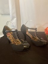 PINUP SMITTEN-10 Women&#39;s 4&quot; Heel T-Strap D&#39;orsay Pump W/ Mini Bow Accent Shoes - £43.32 GBP