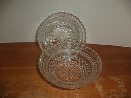 2 Anchor Hocking Pressed Glass Multi Patterned Round Bowl - $558.28 MXN
