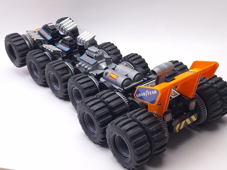 VINTAGE 1986 TOMY RAD RIG MAD MASHER 16 WHEEL MONSTER MACHINE UNTESTED Item image 6