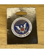 NEW William Bill J Clinton Presidential Center Lapel Hat Pin Democrat KG - $185.34 MXN
