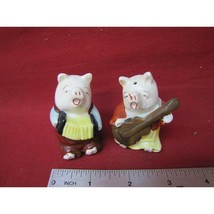 Vintage Japan Cute Pair of Musical Pigs Salt &amp; Pepper Shakers - $24.74