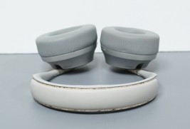 Bose 700 Wireless Noise Cancelling Headphones 794297-0300 image 4