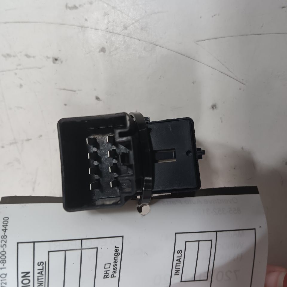 Ford Ecosport Power Window Switch Right Passenger Front 2022 2021 2020 2019 2018 Item image 2