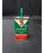 Vintage Handy Oiler &quot;SINGER&quot; Sewing Machine Oil 4oz Tin Can With Cap - $192.17 MXN