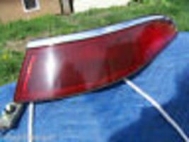 1996 1995 MARK VIII 8  RIGHT TAILLIGHT OEM USED ORIGINAL LINCOLN FORD PART - £139.98 GBP