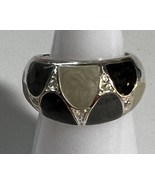 Jewelry Ring NRT Sliver Plate Band with Ivory Green Black Faux Onyx Size 8 - £4.35 GBP