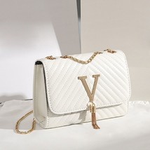 Women&#39;s Bag 2022 Trend Handbags Designer Brand Ladies Shoulder Bags Small Undera - £34.14 GBP