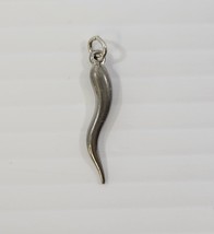 *B) Vintage Italian Cornicello Horn Sterling Silver Good Luck Charm Pendant - $24.74