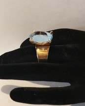 Vintage 18kt HGE ring by UNCAS  size 6.5  HUGE attention grabbing stone - £19.98 GBP