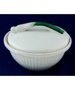 Art Pottery Dip Serving Bowl w Scallion Handle Handmade Unique Unsigned - $220.86 MXN Art Pottery Dip Serving Bowl w Scallion Handle Handmade Unique Unsigned - $220.86 MXN