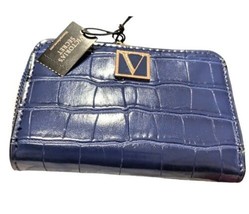NWT Victoria&#39;s Secret SAPPHIRE CROC BLUE Small Zip Card Wallet Limited E... - $19.69