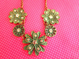 Vintage turquoise copper flower necklace - $11.88