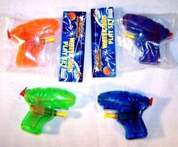 12 Small Water Squirt Hand Gun Kids Outdoor Sport Toys - £7.60 GBP