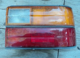 1988-1989 Hyundai Excel GLS &gt;&lt; Taillight Assembly &gt;&lt; Right Side - £20.45 GBP
