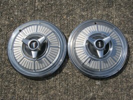 Factory 1965 Plymouth Fury 14 inch spinner hubcaps wheel covers - £29.27 GBP