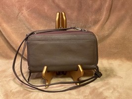 Pebblestone Brown Leather Double Zipper Crossbody Bag - £22.68 GBP