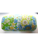 Retired Vera Bradley Large Clam Shell Sunglass Case "English Meadow Pattern"