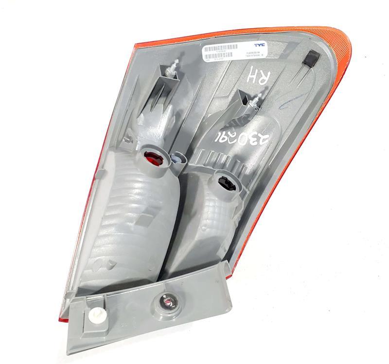 Right Taillight Quarter Panel Mounted OEM 2014 2015 Nissan Rogue Item image 8