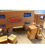 Wooden Pinehouse Toys TRUE VALUE HARDWARE with boxes, cart RARE!! - $1,838.93 MXN