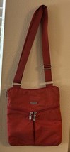 Baggallini Adjustable CrossbodyTravel Tote Bag Red - $535.70 MXN
