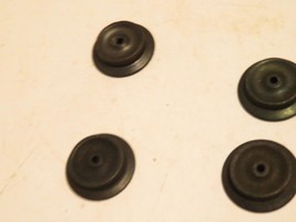 LIONEL TRAINS POST-WAR PART ORIG STEAM LOCO SMALL FRONT TRUCK WHEELS-4 -... - $1.42