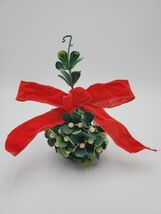 Vintage Christmas  Mistletoe Plastic Hanging Kissing Ball Red Ribbon - $12.76 CAD