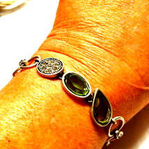 Cute little dainty Lia Sophia silver chain and rhinestone bracelet - £19.46 GBP