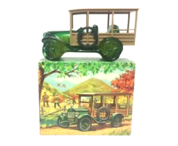 Avon Station Wagon Decanter Tai Winds After Shave Bottle - $130.08 MXN
