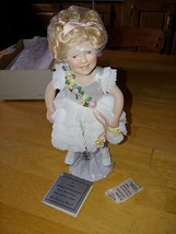 Danbury Mint &quot;Baby Take A Bow&quot; Vtg Shirley Temple DOLL-ORIGINAL BOX-DISPLAY Only - £36.54 GBP