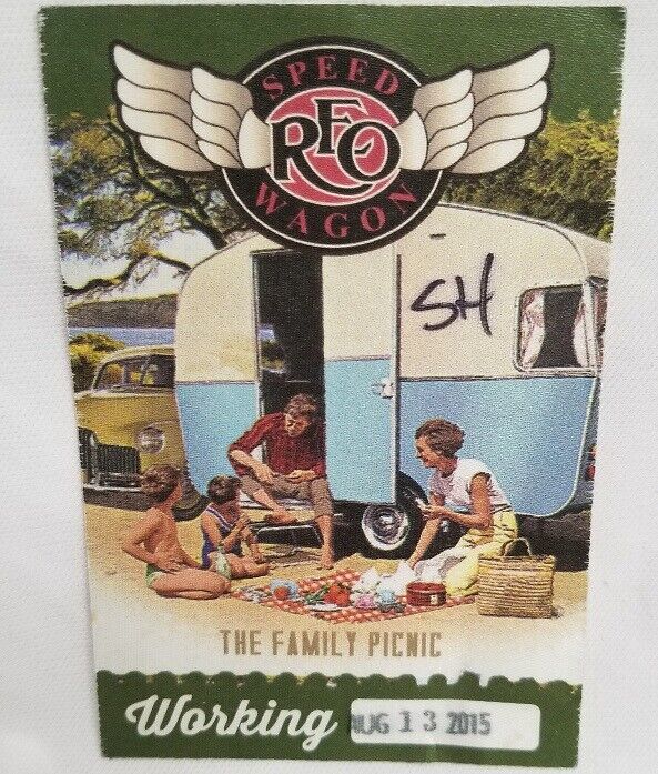 REO SPEEDWAGON - 2015 ORIGINAL CONCERT TOUR CLOTH BACKSTAGE PASS ***LAST... - $10.00