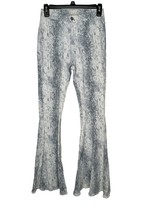 Altar&#39;d State Women&#39;s Jeans Bell Bottom Snake Print Denim Pants Grey/White Small - £23.32 GBP