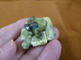 (Y-FRO-LP-167) little green Serpentine Frog on LEAF Gem gemstone FIGURIN... - $12.99