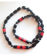 Ladies Bead Navajo Necklace Long Red Black Vintage Jewelry Plastic Beads - £8.67 GBP