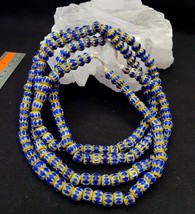Blaue und gelbe Chevrons venezianische Perlen afrikanische Halskette 8,5 mm - $992.66 MXN