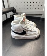 BOYS TODDLER NIKE BLAZER MID 77 BABY WHITE/BLACK- DA4088-100 Size 5c - €23,87 EUR BOYS TODDLER NIKE BLAZER MID 77 BABY WHITE/BLACK- DA4088-100 Size 5c - €23,87 EUR