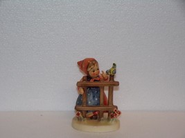 Hummel Goebel Figurine 203-2/0 Signs Of Spring TMK6 - -One Shoe-4&quot; Tall - £16.41 GBP