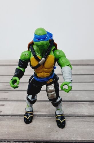 Primary image for Teenage Mutant Ninja Turtles Out Of The Shadows Leonardo Figure 2015 Playmates