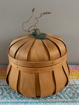 Woven Pumpkin Basket with Lid-10” Vintage Halloween EUC Table Decor - $19.40
