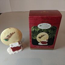Hallmark &#39;Happy Christmas To All!&#39; 1997 Keepsake Of Membership Ornament - $9.66 CAD