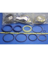 Lot of 5 Seal Kit Heil Part No. L8P7.0 - £55.32 GBP