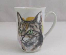 White With Beautiful Calico Cat Design 4&quot; Coffee Cup - £9.29 GBP