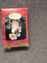 1999 Arctic Artist KOC Member Christmas Ornament Hallmark Elf - £3.38 GBP