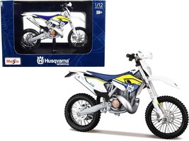 Husqvarna FE 501 White and Blue with Yellow Stripes 1/12 Diecast Motorcycle Mode - $1,149.35 MXN