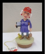 Biddys I Love Bingo Shopaholic Bobble Head by Westland AKA &quot;Lil old Bidd... - $376.79 MXN