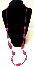 Womens Fashion Jewelry Pink Beaded Necklace Slip Over 16 Inches - £9.85 GBP