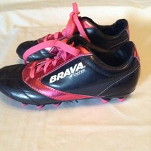 Brava cleats Size 3.5  soccer shoes baseball black pink sports athletic ... - £17.93 GBP