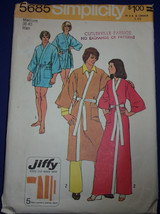 Simplicity Men’s Kimono Robe Size Medium 38-40 #5685 - £4.73 GBP